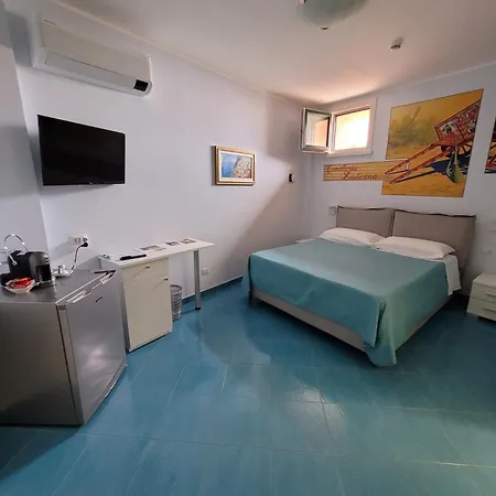 Luigi E Rachele Ravello