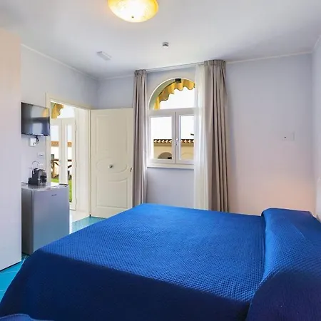 Luigi E Rachele רבאלו