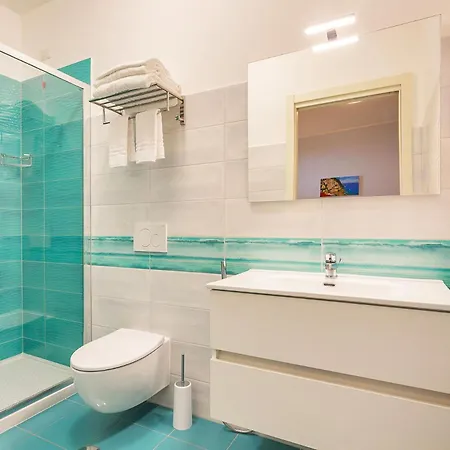 Luigi E Rachele Guest house 4*