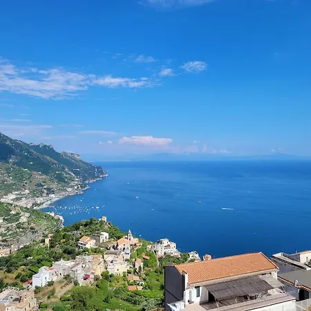Luigi E Rachele Guest house 4*